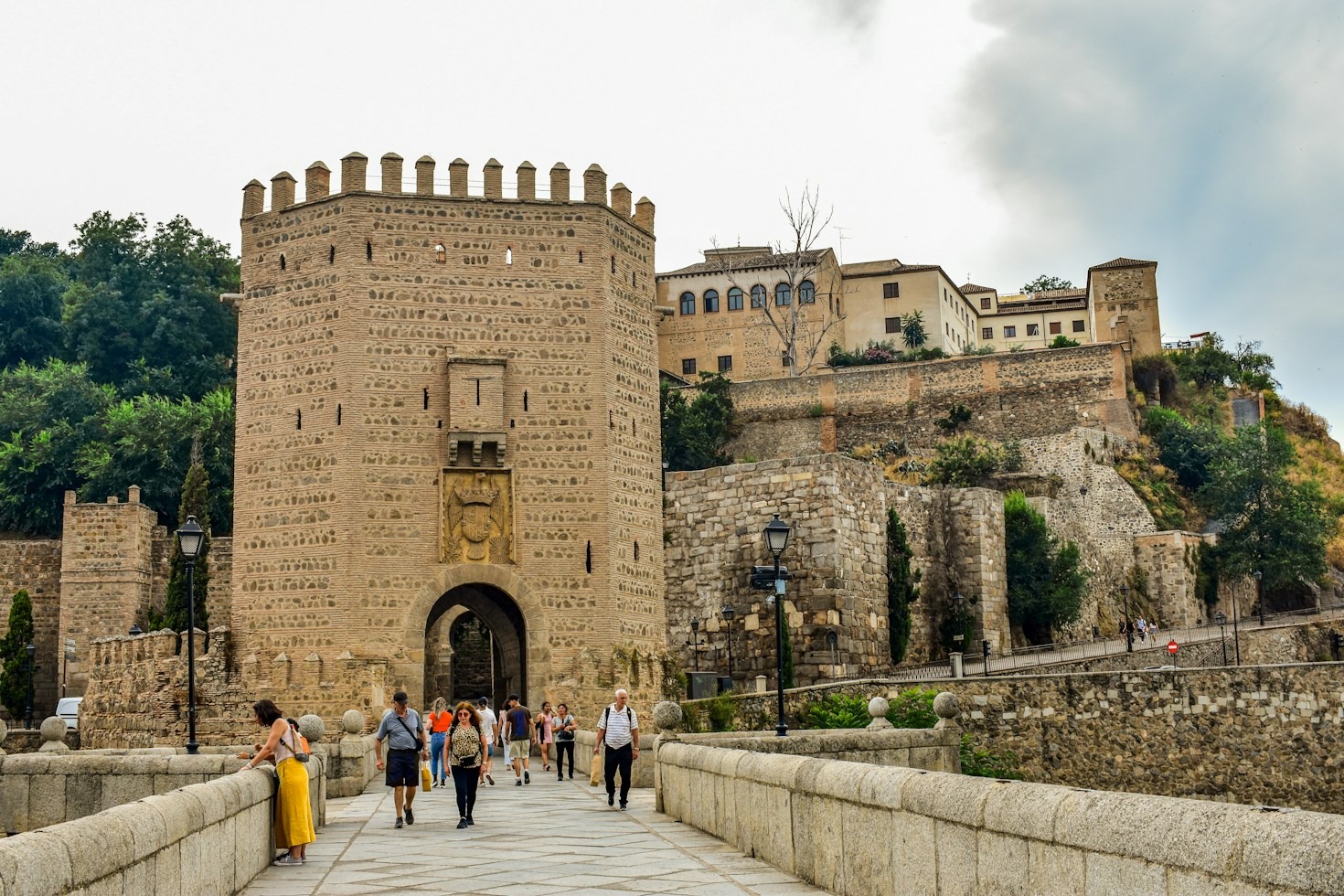 Castles of Legend: Exploring Bran, Peleș, and Corvin